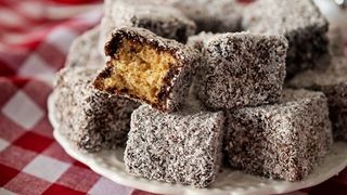 Prăjitură rapidă pentru Crăciun. Dispare prima de pe platoul cu deserturi