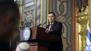 Grindeanu susține că deciziile lui Bolojan au &icirc;ncetinit ritmul marilor investiții din Rom&acirc;nia