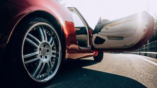 Șoferii intră &icirc;n atenția ANAF. Ce obligații fiscale apar &icirc;n 2026 și ce riscă proprietarii care nu justifică banii