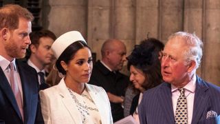 Surse din interiorul Palatului vorbesc despre o posibilă reconciliere &icirc;ntre Charles și Harry