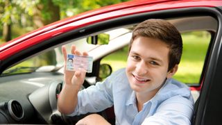 Permisele suspendate, predate la telefon. Schimbări majore implementate de MAI