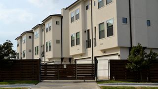 Cinci ani de impozite și penalități pentru proprietarii care nu declară veniturile din &icirc;nchirieri pe termen scurt