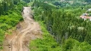 Autostrada Sibiu&ndash;Pitești intră &icirc;ntr-o etapă istorică. Utilajul care va fora tunelul Poiana ajunge &icirc;n Rom&acirc;nia