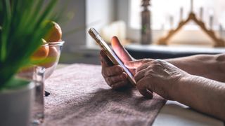 Escrocheria momentului vine prin SMS. Evitați linkurile de la necunoscuți, vă pot lăsa fără bani