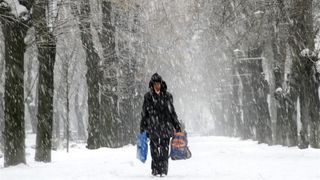 Prognoza de ninsoare pentru Rom&acirc;nia s-a schimbat. Ce regiuni ar putea avea mai multă zăpadă