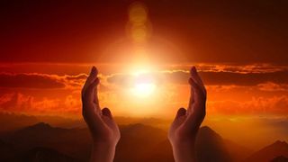 Ce iei cu tine, de fapt, pe lumea cealaltă. Părintele Pimen Vlad face lumină