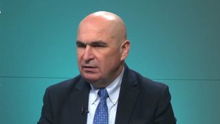 S-a căsătorit sau nu Bolojan? Premierul, însoțit de parteneră la un eveniment internațional. Ce spune Guvernul