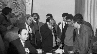 Ion Iliescu nu ar fi trebuit să preia puterea la Revoluție. Petre Roman a ratat ocazia vieții