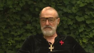 Interzis la Patriarhie, dar liber la Cernica: Becali continuă să cânte