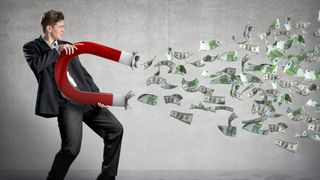 Trei zodii dau lovitura financiară la &icirc;nceput de iunie. Portofelul &icirc;ncepe să respire ușurat