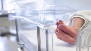 O ieșeancă a devenit mamă la 55 de ani. Caz unic &icirc;n istoria maternității din oraș