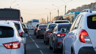 Se schimbă regulile pentru mașinile noi. Ce aduce norma Euro 7 din toamna lui 2026