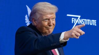 Trump vrea să mute trupele din țările care au &icirc;ncercat să blocheze războiul din Iran &icirc;n cele care l-au sprijinit. Rom&acirc;nia, printre c&acirc;știgători