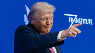 Trump vrea să mute trupele din țările care au &icirc;ncercat să blocheze războiul din Iran &icirc;n cele care l-au sprijinit. Rom&acirc;nia, printre c&acirc;știgători