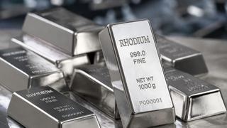 Metal rar, mai scump ca aurul pe piețele mondiale. Unde se găsește și cine controlează producția