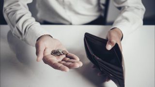 Creșterea polițelor RCA a produs un efect de domino care ruinează buzunarul rom&acirc;nului