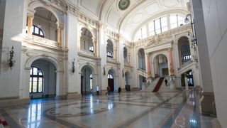 Magistrați și milițieni folosiți de propaganda pentru decretul ceaușist de stopare a cazurilor de divorț. Material inedit din Sc&icirc;nteia despre neputința &icirc;n fața violențelor domestice