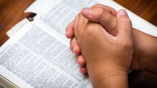 Care sunt psalmii pentru liniște sufletească. Ce rugăciuni să spui &icirc;n depresie sau anxietate