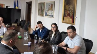 Terasele din București ar putea funcționa tot anul. Primarul general, &icirc;nt&acirc;lnire cu reprezentanții HoReCa