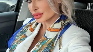 Avocata Adriana Georgescu, membră PNL, ar fi fost prinsă &icirc;n flagrant de DNA &icirc;n timp ce primea mită 60.000 de euro. Surse