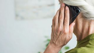 O pensionară a primit o factură de peste 16.000 de euro, după c&acirc;teva apeluri scurte