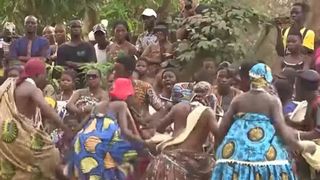 Cum a &icirc;nvins religia Voodoo un dictator african și a ajutat la salvarea democrației