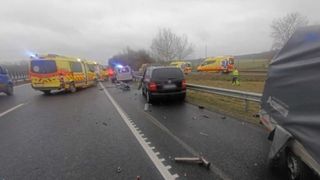 De ce sunt at&acirc;t de multe accidente pe autostrăzi. Explicațiile lui Titi Aur despre școala de șoferi