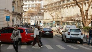 Lovitură pentru șoferii din București. Se ridică mașinile parcate ilegal &icirc;n centru, iar tarifele s-au dublat