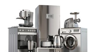 Electrocasnicele de scos &icirc;ntotdeauna din priză atunci c&acirc;nd nu sunt folosite. Consumă energie și riscă să provoace incendii