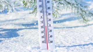 Vortexul polar se destabilizează. Meteorologii anunță un nou val de ger și ninsori