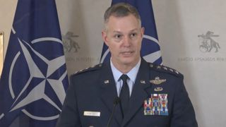 Hărți secrete și nave fantomă. Ce pregătesc Rusia și China &icirc;n Arctica