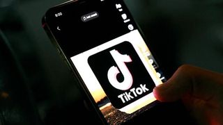 Provocare mortală pe TikTok. Cinci copii și-au pierdut viața deja