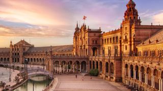 C&acirc;ți bani sunt necesari pentru o lună de trai &icirc;n Spania, potrivit unui rom&acirc;n stabilit acolo&nbsp;