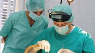 Medici specialiști luptă să-și afle competențele. O problemă nerezolvată de șapte ani a ajuns &icirc;n instanță