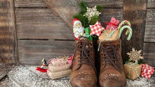 Moș Nicolae vine cu surprize. Ce cadouri să le aduci, în funcție de semn