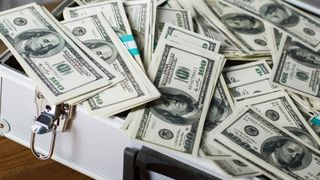 Trei zodii sunt atinse de noroc pe 4 iunie. Pot apărea c&acirc;știguri neașteptate la loto