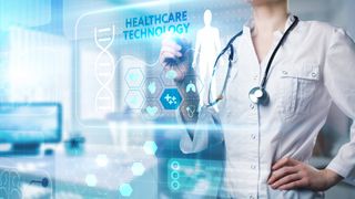 AI a atins deja nivelul de competență al medicilor la diagnostice. Specialiștii avertizează că testele abia &icirc;ncep