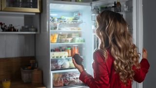 Temperatura ideală a frigiderului &icirc;n sezonul rece. Greșeala care poate consuma mai multă energie