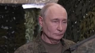 Lovitură spectaculoasă a Ucrainei: navă rusească scufundată l&acirc;ngă palatul lui Putin de la Marea Neagră. Video