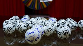 Report de peste 8,6 milioane de euro la Loto 6/49. Ce premii sunt &icirc;n joc la tragerile de duminică