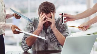 Cinci zodii pot resimți mai intens stresul. Sf&acirc;rșitul lui iulie vine cu provocări emoțional