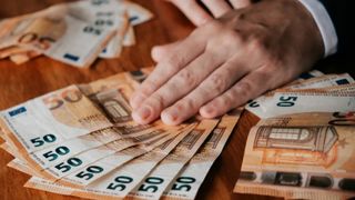 Se schimbă BANII! Moneda națională dispare definitiv de la 1 februarie 2026. NU mai e acceptată