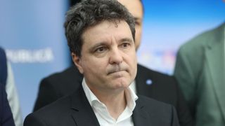 E CUTREMUR! Nicușor Dan, &Icirc;NVINS &icirc;n instanță!!! CE UMILINȚĂ, președintele Rom&acirc;niei nu-și revine din ȘOC