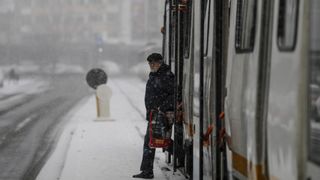 Meteorologii anunță PRIMA NINSOARE din noul sezon &icirc;n București. Pe ce dată va ninge &icirc;n Capitală