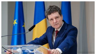 Nicuşor Dan a semnat, avem DOCUMENTUL. Rom&acirc;nii vor &icirc;ncasa pensie "americană"
