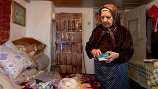 Vestea ANULUI pentru pensionari. Cresc pensiile! După doi ani &icirc;n care au fost &icirc;nghețate, &icirc;n 2027, &icirc;n sf&acirc;rșit, aceștia primesc mai mulți bani: Trebuie făcută o indexare