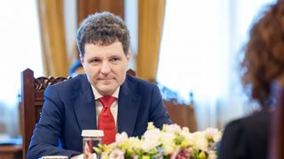 DOCUMENT Este fără precedent! Nicuşor Dan a semnat 14 decrete luni seară, deciziile se aplică &icirc;n prima secundă