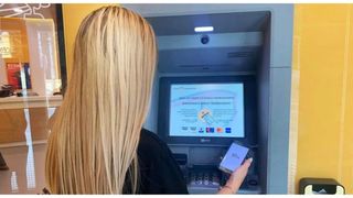 Statul &icirc;ți ia banii de pe card. Documentul pe care trebuie să-l depui p&acirc;nă la 26 mai 2026, ești obligat de lege