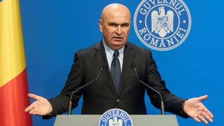 Bolojan ne nenorocește de TOT! Ilie SĂRĂCIE dublează taxele și impozitele, ȘOC &icirc;n toată Rom&acirc;nia