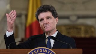 Premier-surpriză anunţat de Nicuşor Dan